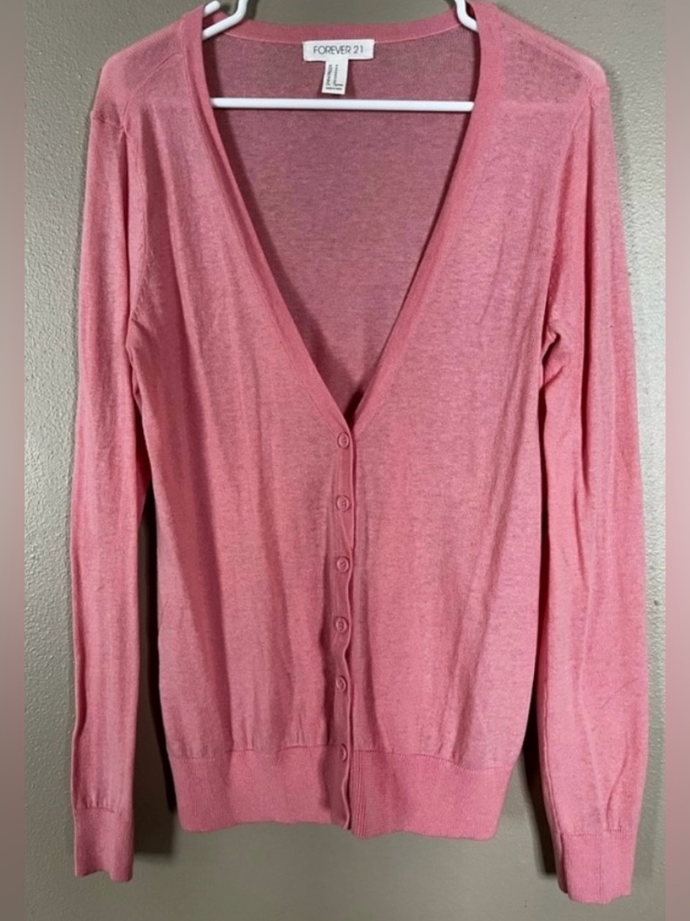 Forever 21 Pink V-Neck Button-Up Cardigan. Women’s size Medium.